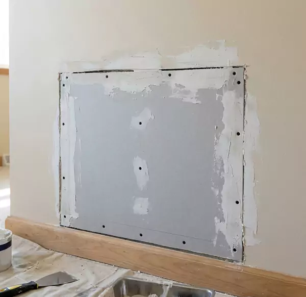 Why Homeowners and Businesses Choose Irving Water Damage Pro for Fixing Water Damaged Drywall in Irving, TX?